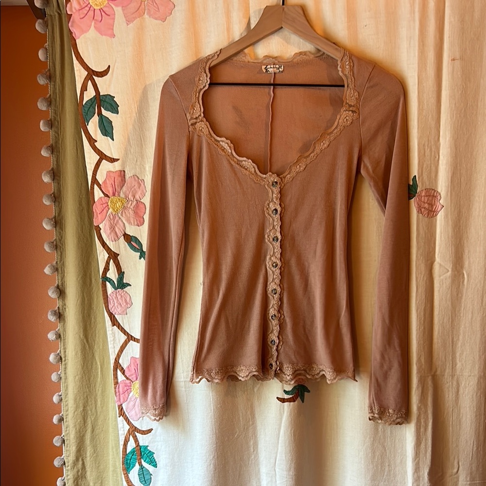 Elegant Lace-Trimmed Tan Top